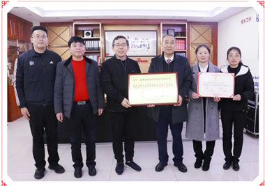 閩旋科技再添佳績，泉州市總工會黨組書記、常務副主席韓衛(wèi)華一行蒞臨指導工作